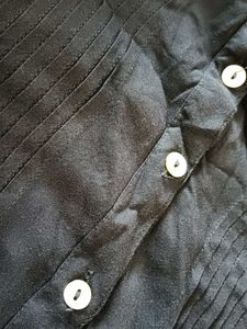 I Am Selling My Mom&#39;s Kurta