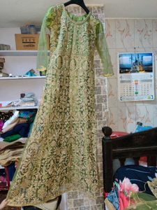 Set Of 4 Pieces Festive Gown