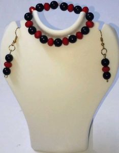 Braslate &amp; eyerring Black,Red Steachable/unique