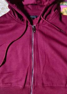 Maroon Zip-Up Hoodie warm (new without use) 🤎