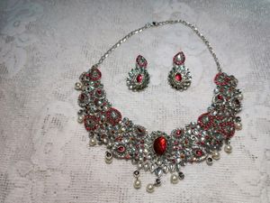 Beautiful Pink Stone Necklace