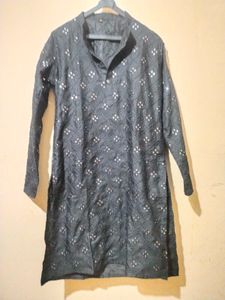Men&#39;s Black Embroidered Kurta