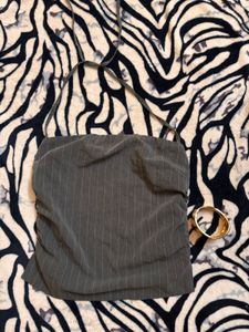 Very Pretty Top Can Be Paired With A Black Skirt