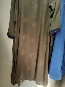 Woman&#39;s Kurta