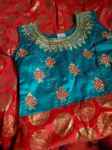 Girls&#39; Traditional Indian Dress