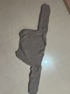 Gray Knit Long Sleeve Top