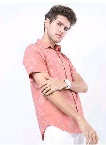 HIGHLANDERMen Slim Fit Printed Cut Away Collar Cas