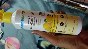 Mamaearth Lemon Shampoo