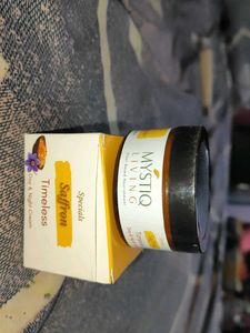 Saffron Timeless Day &amp; Night Cream