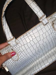 Handbag In Good Condition