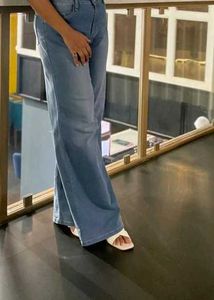 Wide Leg Blue Fade Denim Jeans