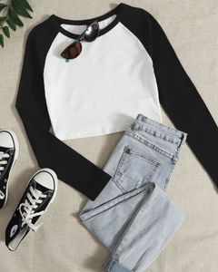 Stylish Cropped Raglan Tee