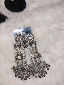 Set Of Two Earrings