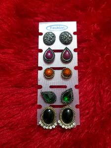🆕️PACK OF 5 STUDS