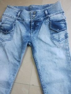 Stylish Light Wash Denim Jeans