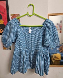 Cute pintersty peplum top