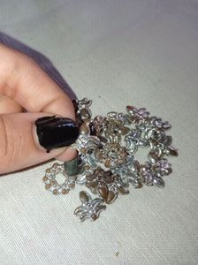 Combo  stones. (golden sparkle + silver sparkle + silver petal design)