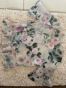 V- Neck Floral Top