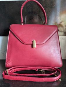 Red/Maroon Leather Handbag With Sling Belt 👜😍❤️