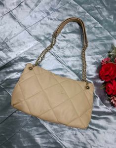 H&amp;M Quilted Chain Shoulder Bag