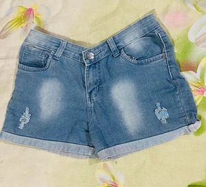 Cute Denim shorts