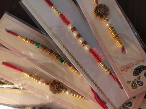Rakhi Set Of 9 At Just 300 Rupees Only For Today