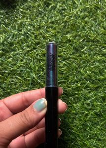 NYKAA Stardust Chrome Eyeliner