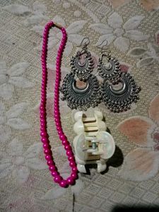 Jewelry Set: Earrings, Necklace & Hair Clip