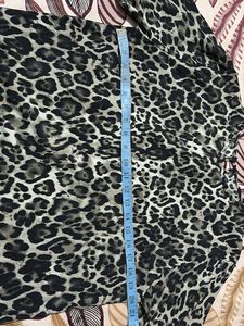 leopard print top