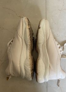 Fila White Casual Shoes