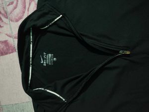 Nike dri-fit (authentic) 🔥