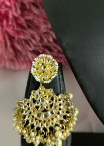 Elegant Kundan Jewelry Set