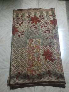 Floral Pattern Saree