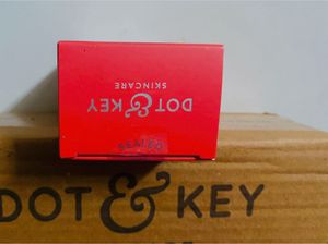 Dot &amp; Key Strawberry Dew Sunscreen❤️