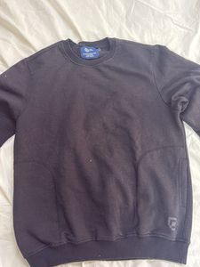 Classic Black Sweatshirt For Winters