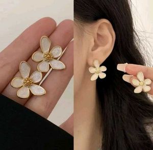 Flower Stud Earrings
