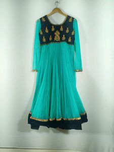 Green embroidered Anarkali Kurta (Women&#39;s)