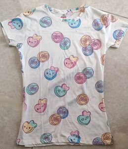 women tshirt or top.