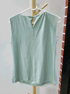 Calvin Klein Sleevless Top
