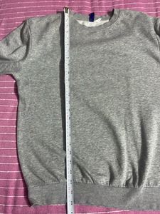 Gray H&amp;M Sweatshirt