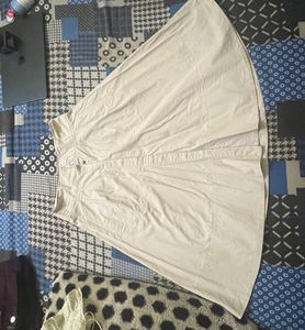 ZARA beautiful A-line skirt🌸