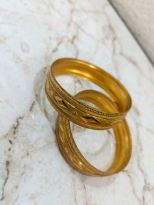 Gold Bangle Set