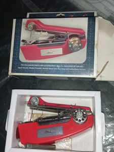 Small sewing machine