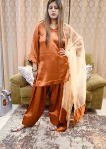 Farshi Salwar Suit With Organza Dupatta
