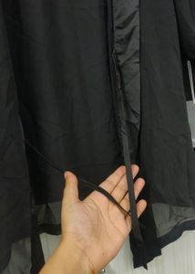 Korean Brand New Pretty Black Shrug ✨
