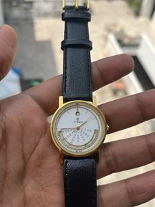 Titan Vintage Smile Calendar Watch