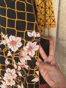 Floral Embroidered Kurti Pant