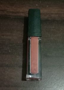 Matte Mini Liquid Lipstick. Gives Matte Finish Look