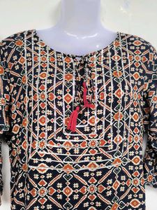 Women Patterned Black Tunic Kurta