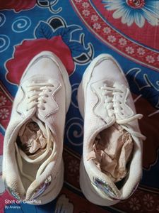 Woman White Sport Shoes 👟